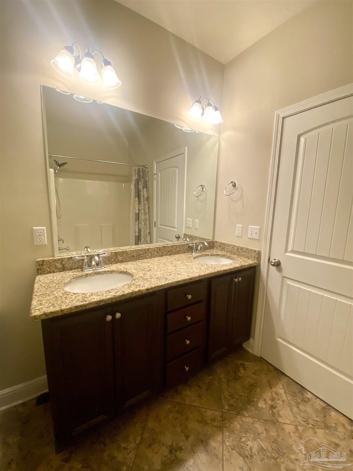 5979 Rustic Ridge Circle Milton, FL 32570 - Photo 16 of 39