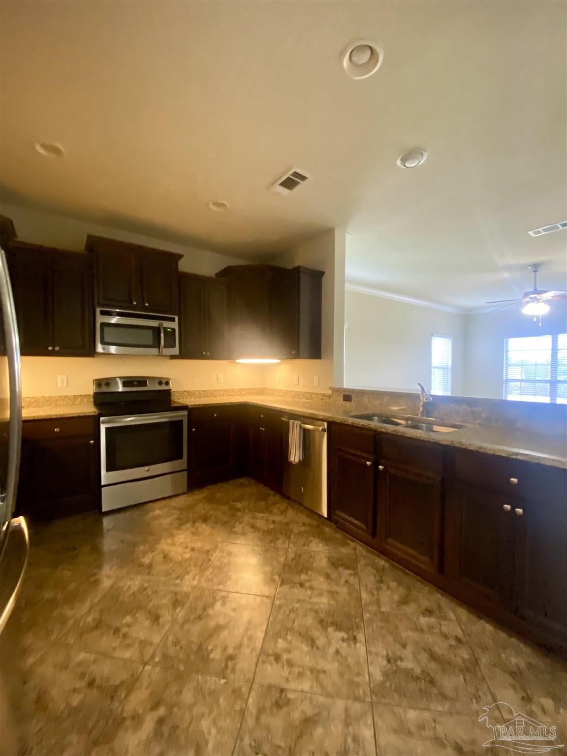 5979 Rustic Ridge Circle Milton, FL 32570 - Photo 3 of 39