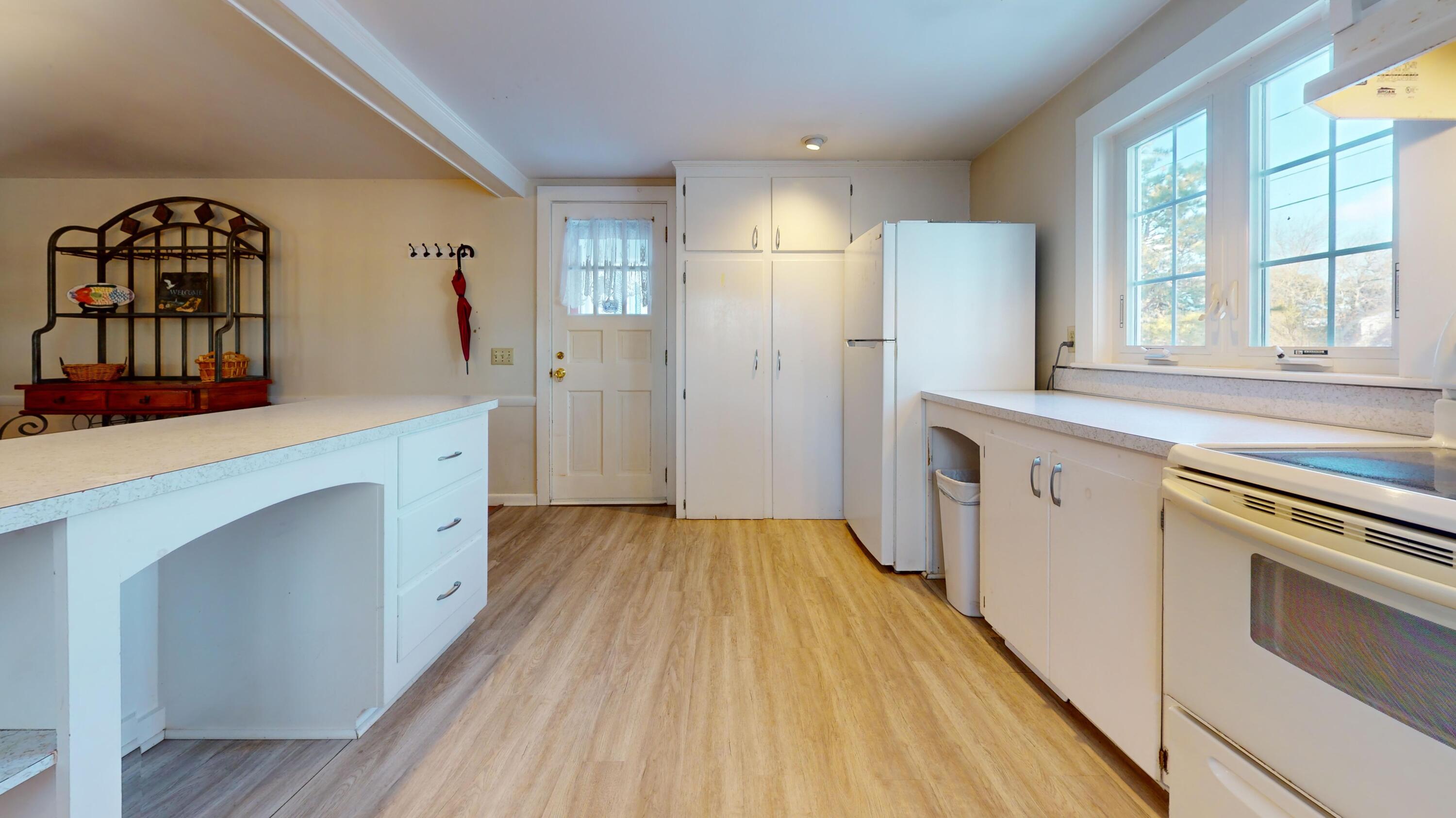 33 Kelleys Pond Road West Dennis, MA 02670 - Photo 14 of 38 33-Kellys-Pond-Road-Kitchen