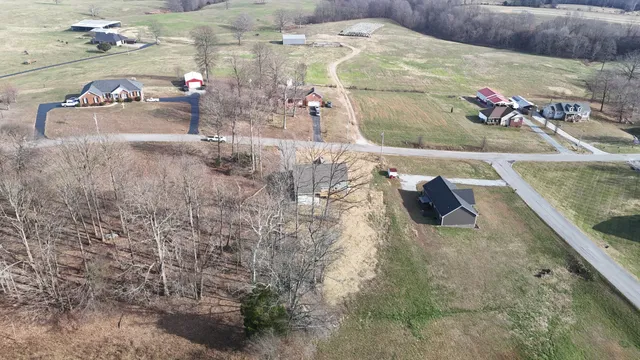 $379,900 | 319 Lauren Lane, Westmoreland, TN 37186