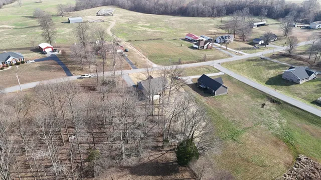 $379,900 | 319 Lauren Lane, Westmoreland, TN 37186