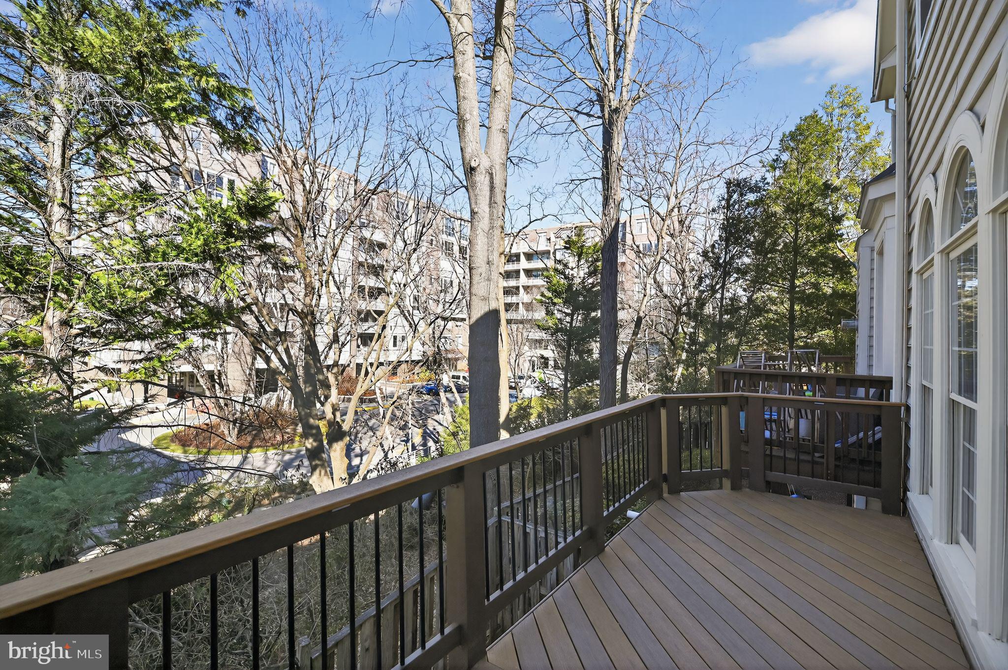 128 Rees Place Falls Church, VA 22046 - Photo 23 of 47 Main Level Deck