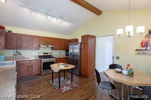 986 River Bend Drive Rochester Hills, MI 48307 - Photo 5 of 28