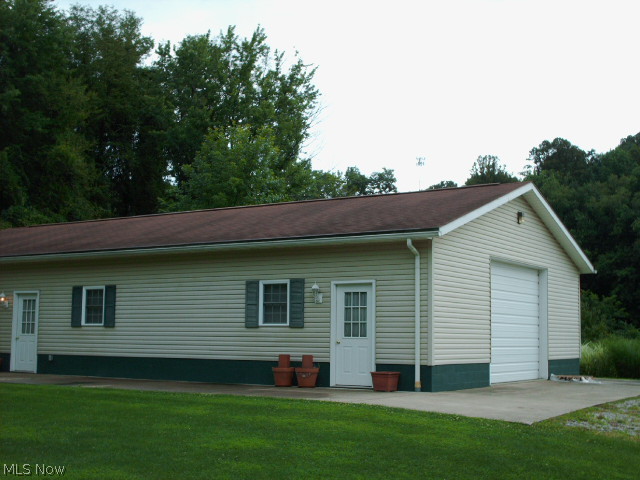1724 Ridge Road Northeast New Philadelphia, OH 44663 - Photo 18 of 23 Gallery Image 18