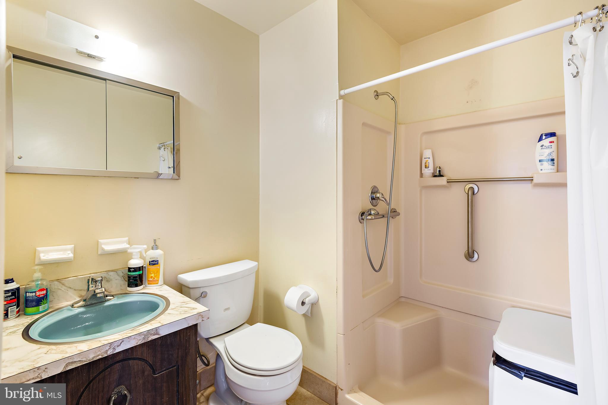 1804 Queensguard Road Silver Spring, MD 20906 - Photo 19 of 31