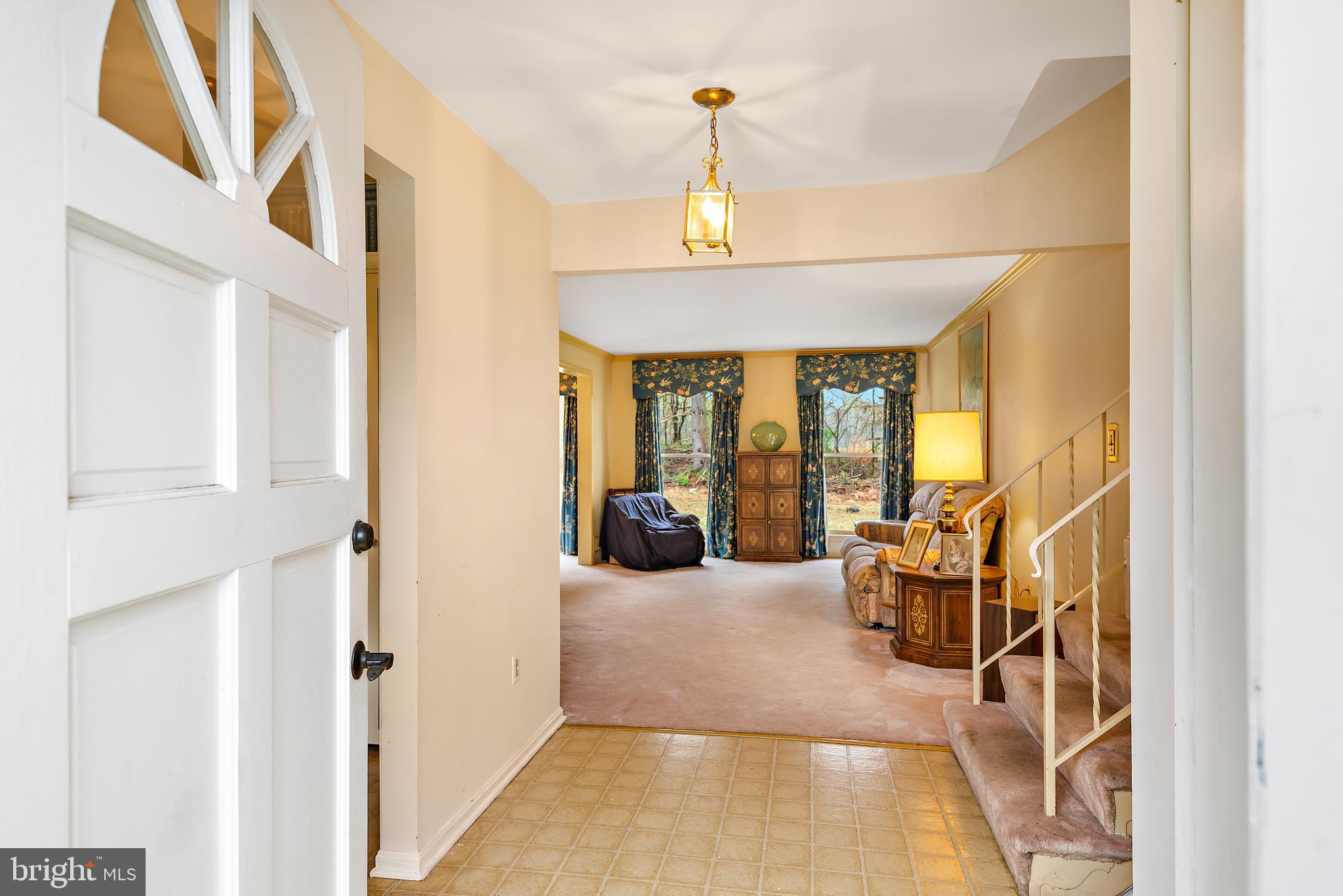 1804 Queensguard Road Silver Spring, MD 20906 - Photo 3 of 31