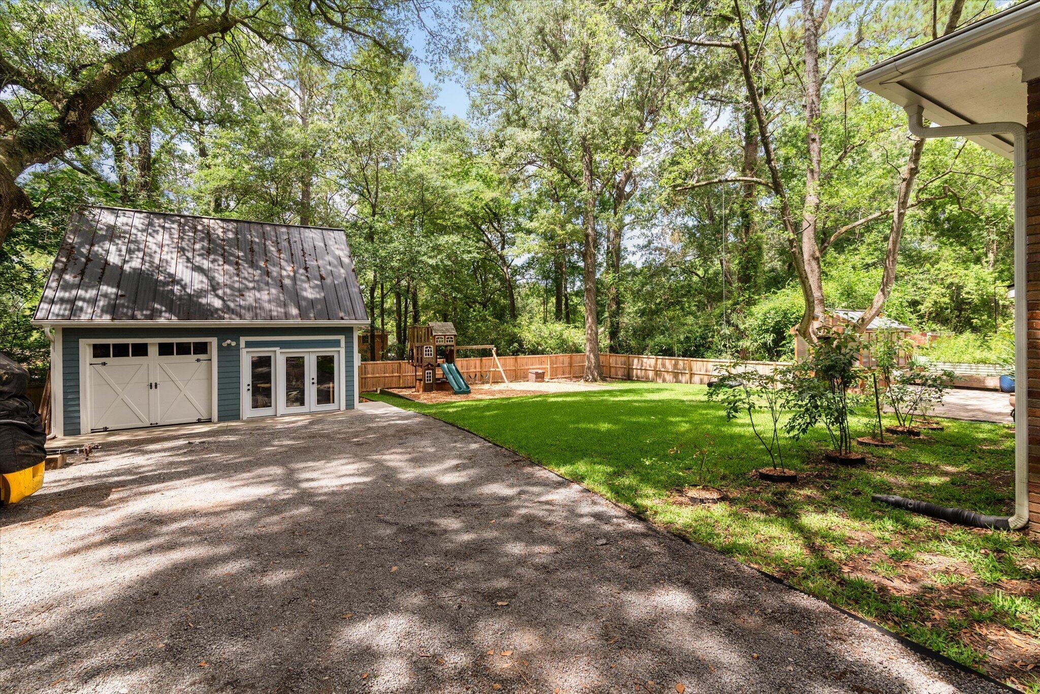 112 Live Oak Road Summerville, SC 29485 - Photo 52 of 63 Driveway