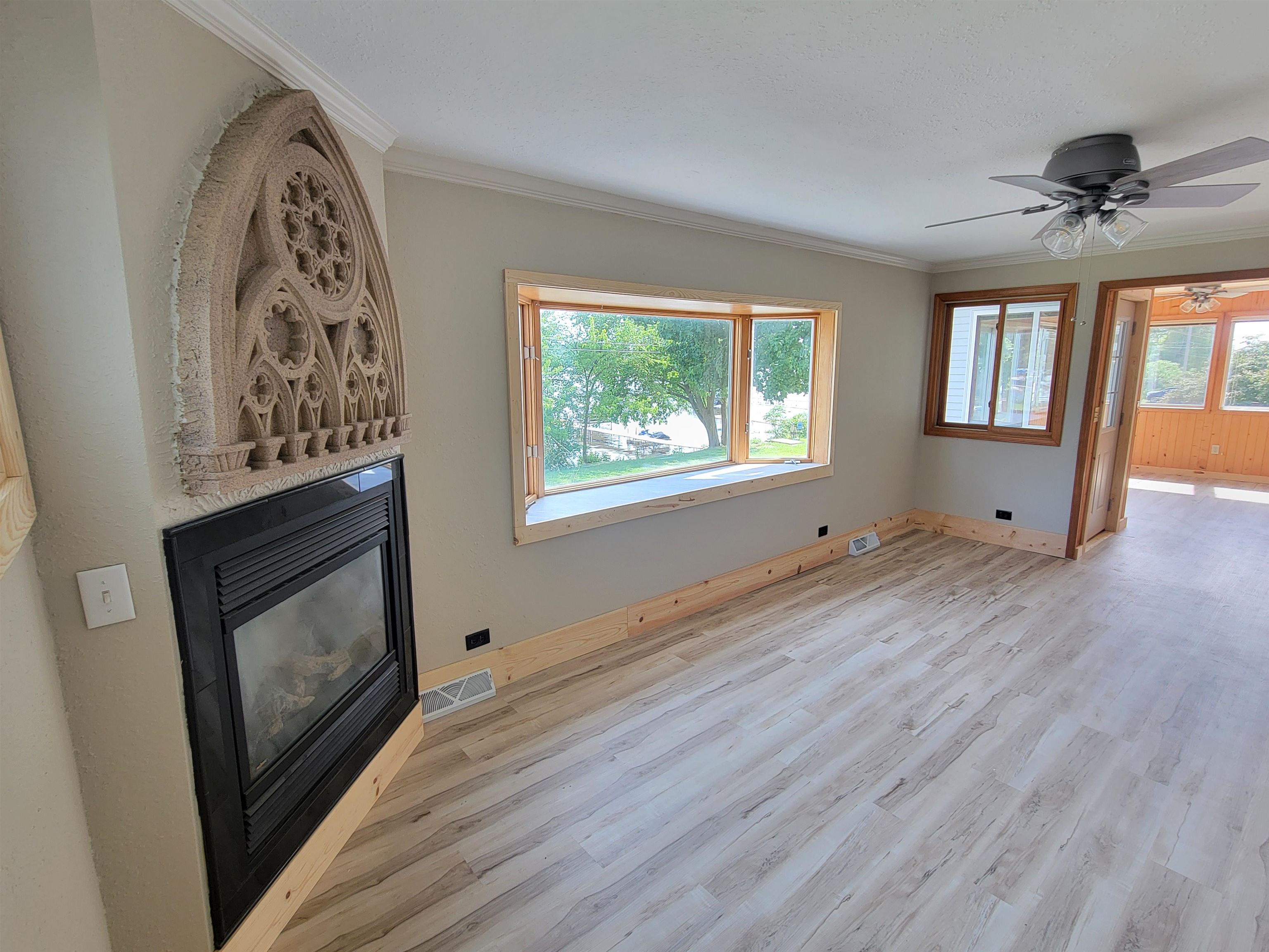 W10580 Tipperary Road Poynette, WI 53955 - Photo 5 of 74