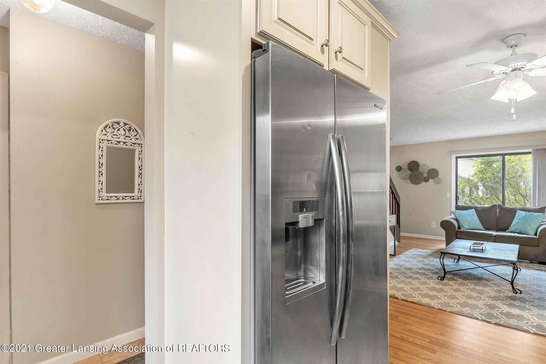 2089 East Lake Lansing Road, Unit 81 Haslett, MI 48840 - Photo 10 of 35 14-2089 Lake Lansing Rd-WindowStill-Real