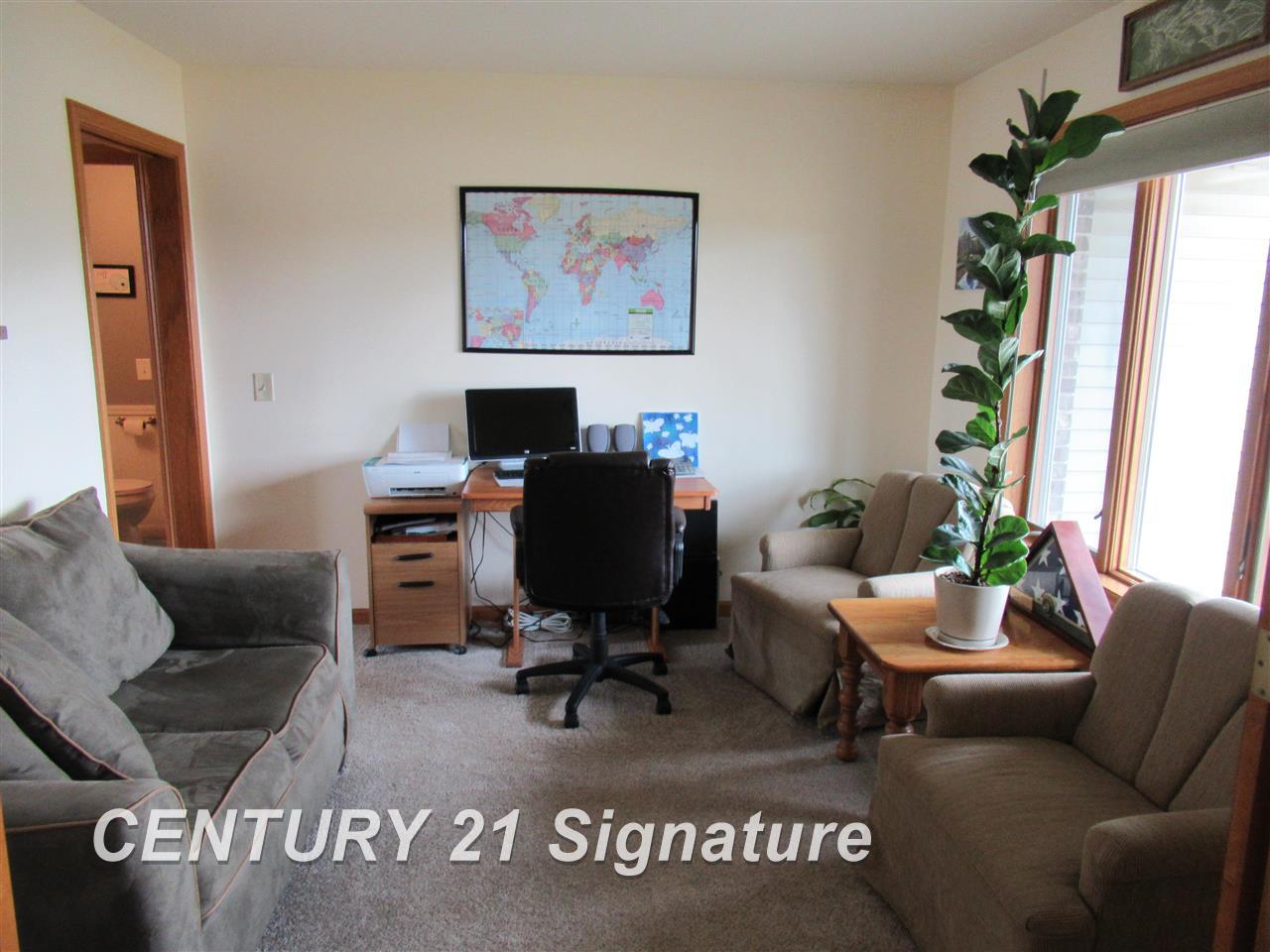 11212 West Stanley Road Flushing, MI 48433 - Photo 18 of 47