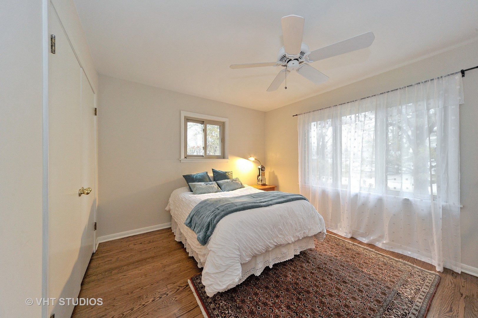 834 Juniper Road Glenview, IL 60025 - Photo 19 of 27 Gallery Image 19