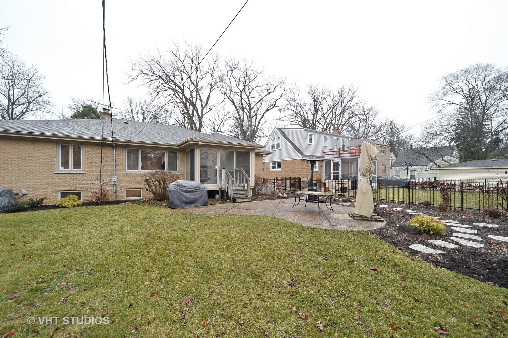 834 Juniper Road Glenview, IL 60025 - Photo 24 of 27 Gallery Image 24