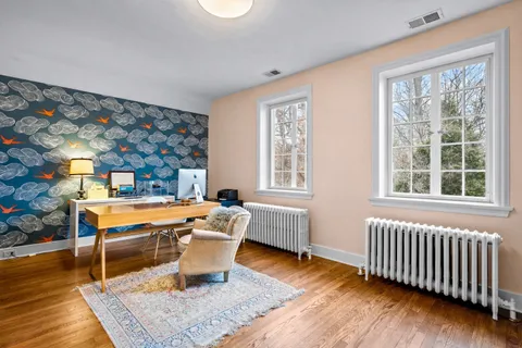 $2,095,000 | 331 East Witchwood Lane, Lake Bluff, IL 60044