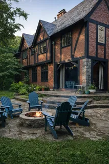 $2,095,000 | 331 East Witchwood Lane, Lake Bluff, IL 60044