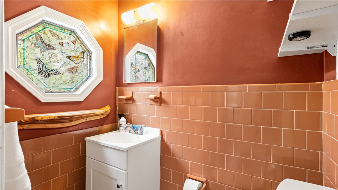 66 Oakdale Road North Kingstown, RI 02852 - Photo 22 of 45
