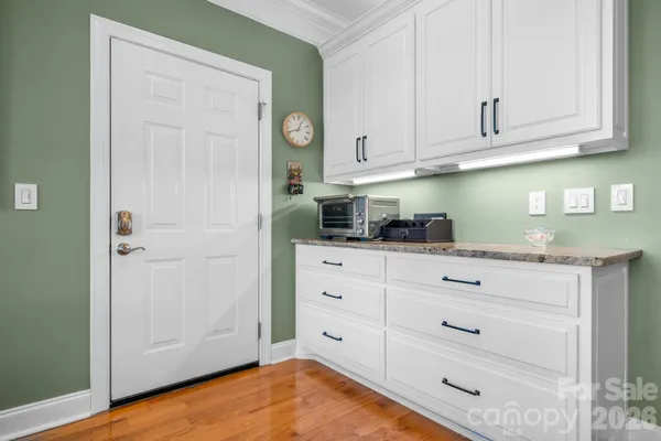 $959,900 | 215 Iswa Drive, Taylorsville, NC 28681