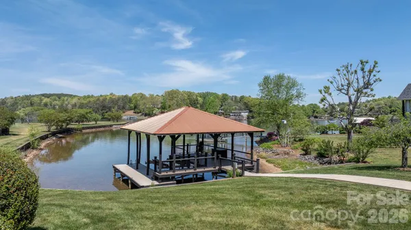 $959,900 | 215 Iswa Drive, Taylorsville, NC 28681