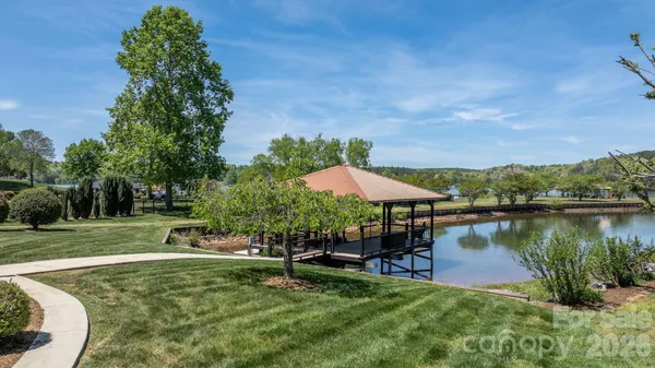 $959,900 | 215 Iswa Drive, Taylorsville, NC 28681
