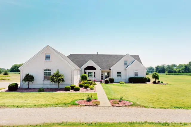 $684,900 | 4751 North 5500W Road, Kankakee, IL 60901