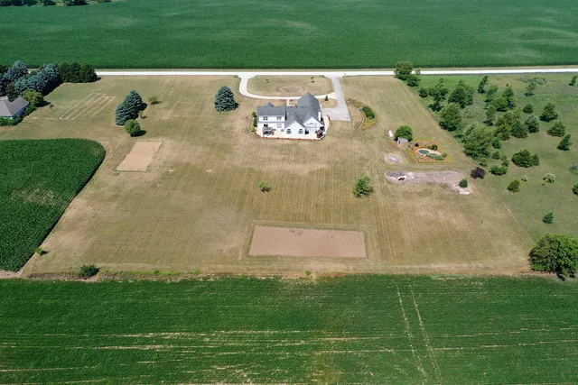 $684,900 | 4751 North 5500W Road, Kankakee, IL 60901