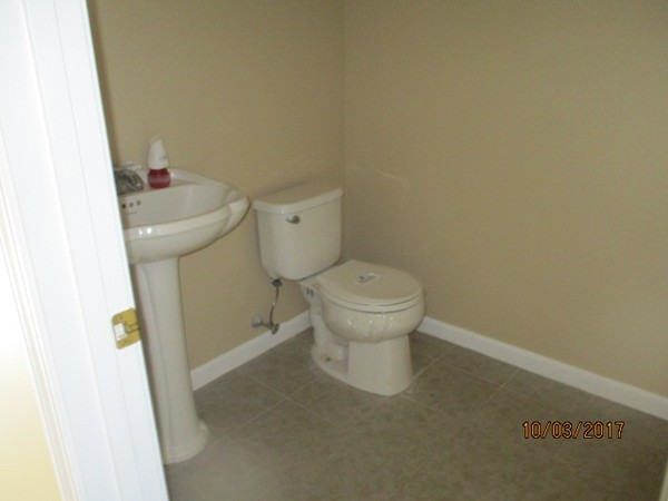 46 Mohave Road Worcester, MA 01606 - Photo 7 of 18 Gallery Image 7