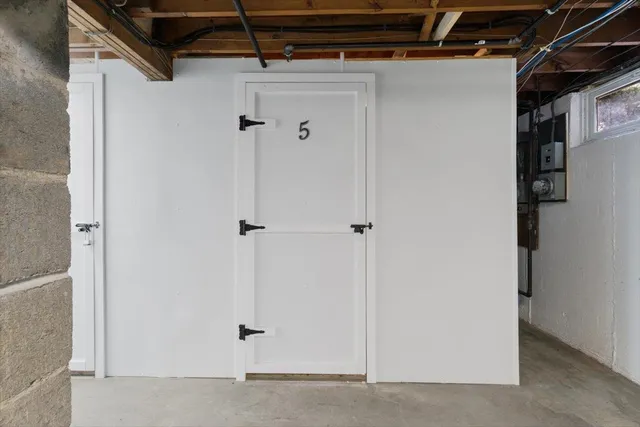 $1,900 | 15 Linda Street, Unit 5, Salem, NH 03079