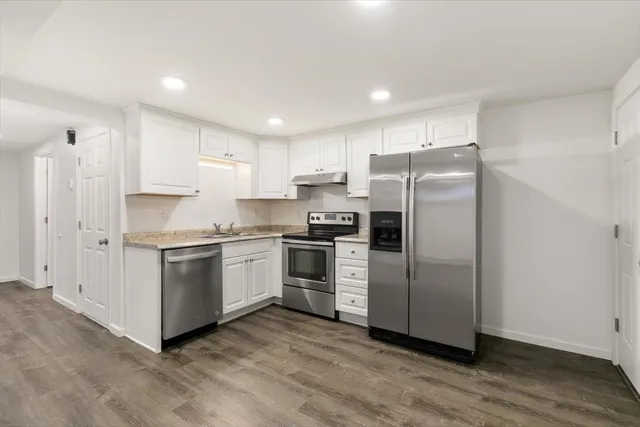 $1,900 | 15 Linda Street, Unit 5, Salem, NH 03079