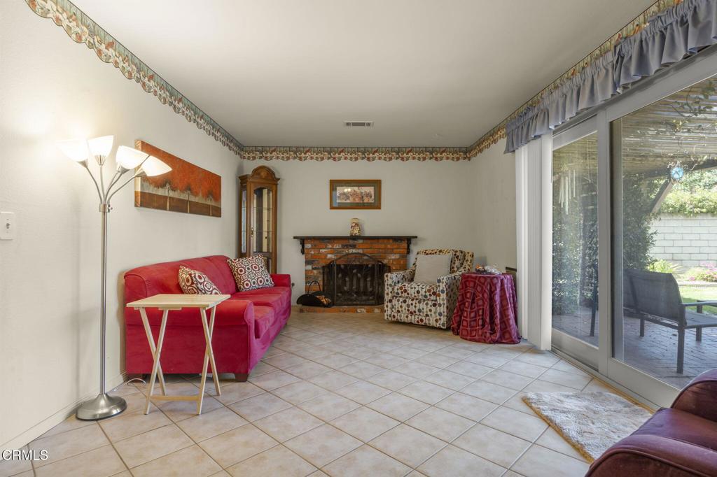 2040 Olga Street Oxnard, CA 93036 - Photo 18 of 48 19-web-or-mls-SeaoroStudios-2040Olga057