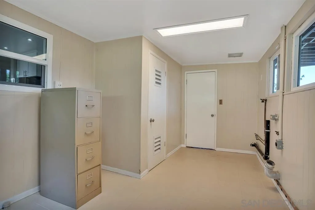 11920 Serena Road Lakeside, CA 92040 - Photo 14 of 25 Gallery Image 14