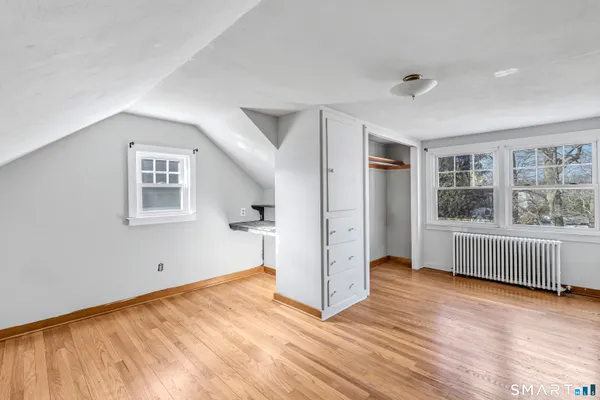 $439,900 | 108 Ivy Street, Branford, CT 06405