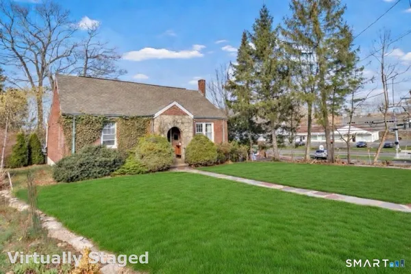 $439,900 | 108 Ivy Street, Branford, CT 06405