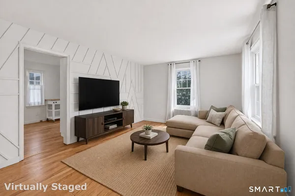 $439,900 | 108 Ivy Street, Branford, CT 06405