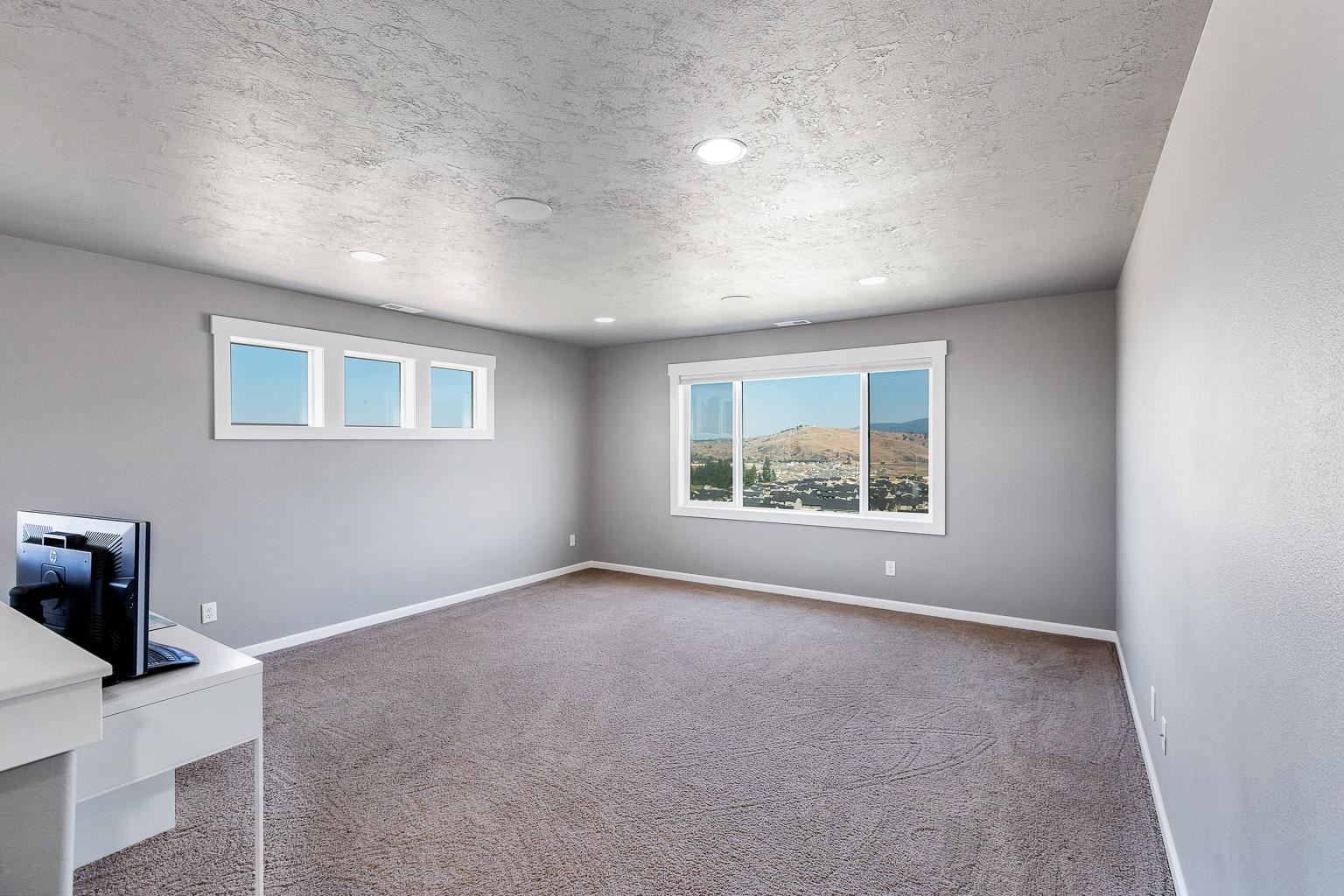 17921 East Daystar Road Spokane Valley, WA 99016 - Photo 22 of 44 Gallery Image 22