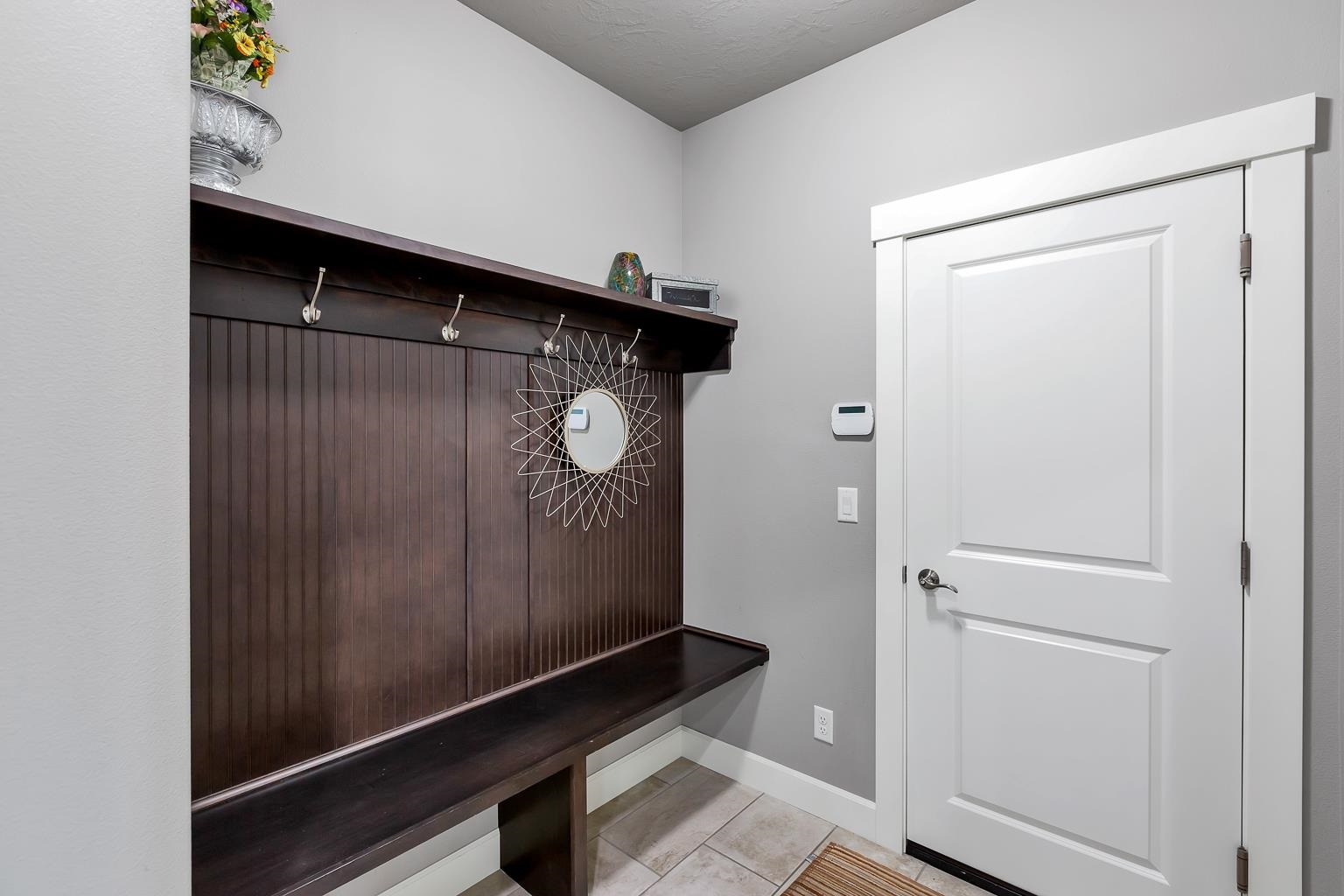 17921 East Daystar Road Spokane Valley, WA 99016 - Photo 6 of 44 Gallery Image 6