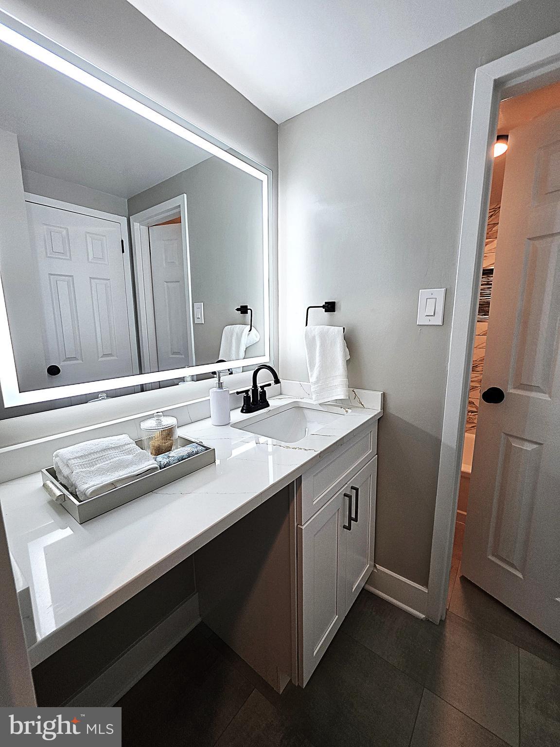 1836 Metzerott Road, Unit 706 Hyattsville, MD 20783 - Photo 27 of 37