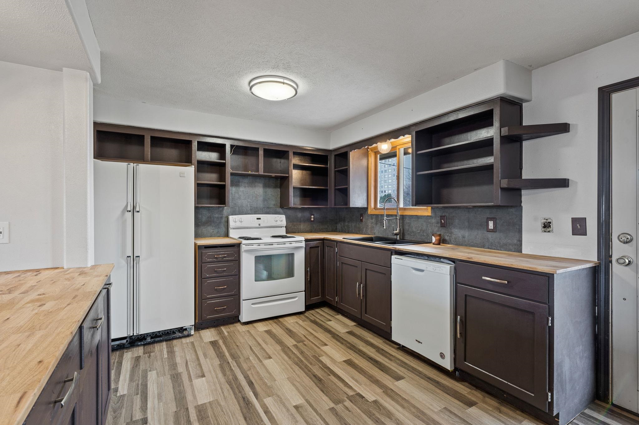 7103 North Standard Street Spokane, WA 99208 - Photo 11 of 24 Gallery Image 11