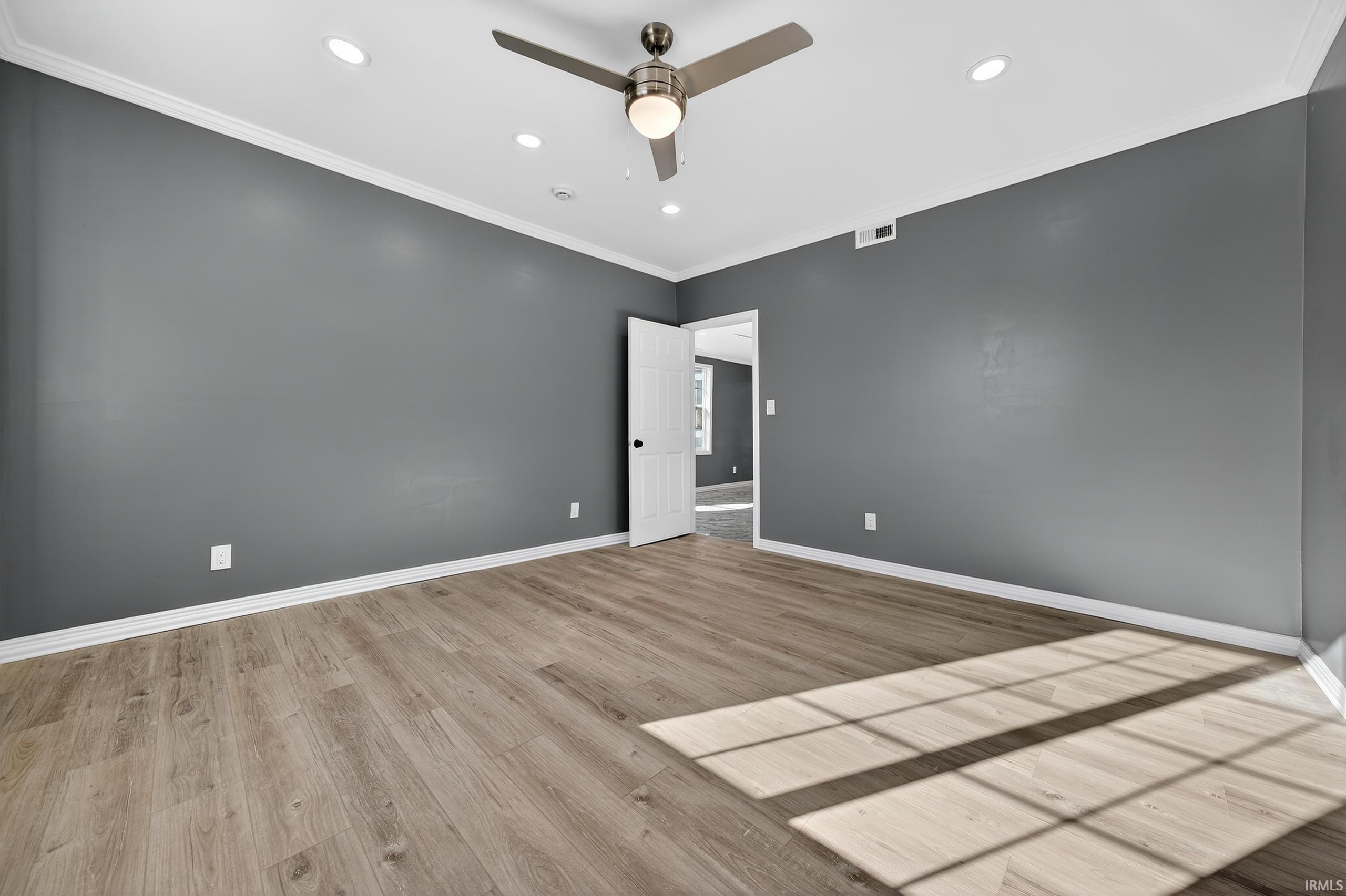 514 Henry Street Logansport, IN 46947 - Photo 7 of 25