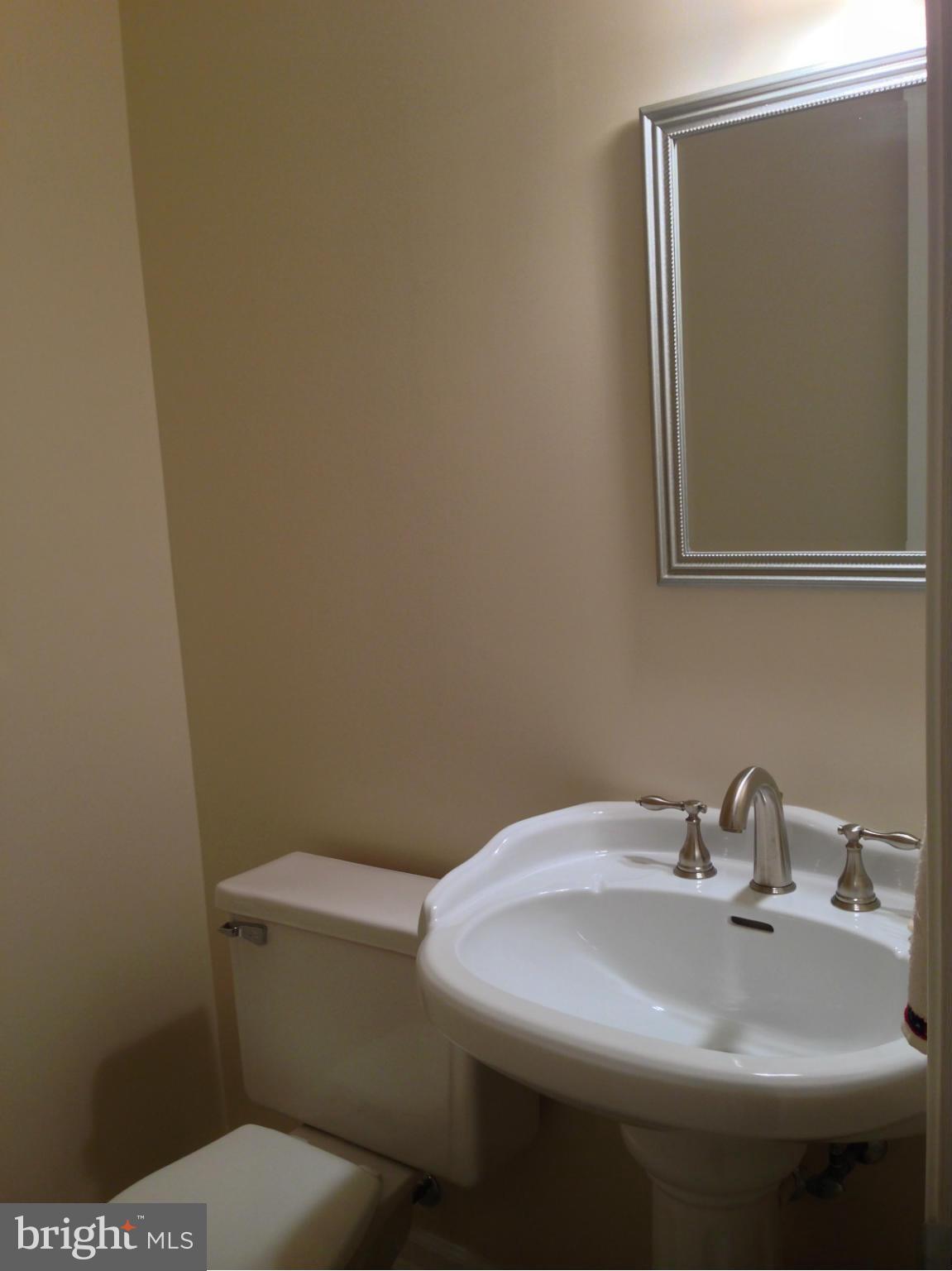 5672 Ridge View Drive Alexandria, VA 22310 - Photo 19 of 28 Interior (General)