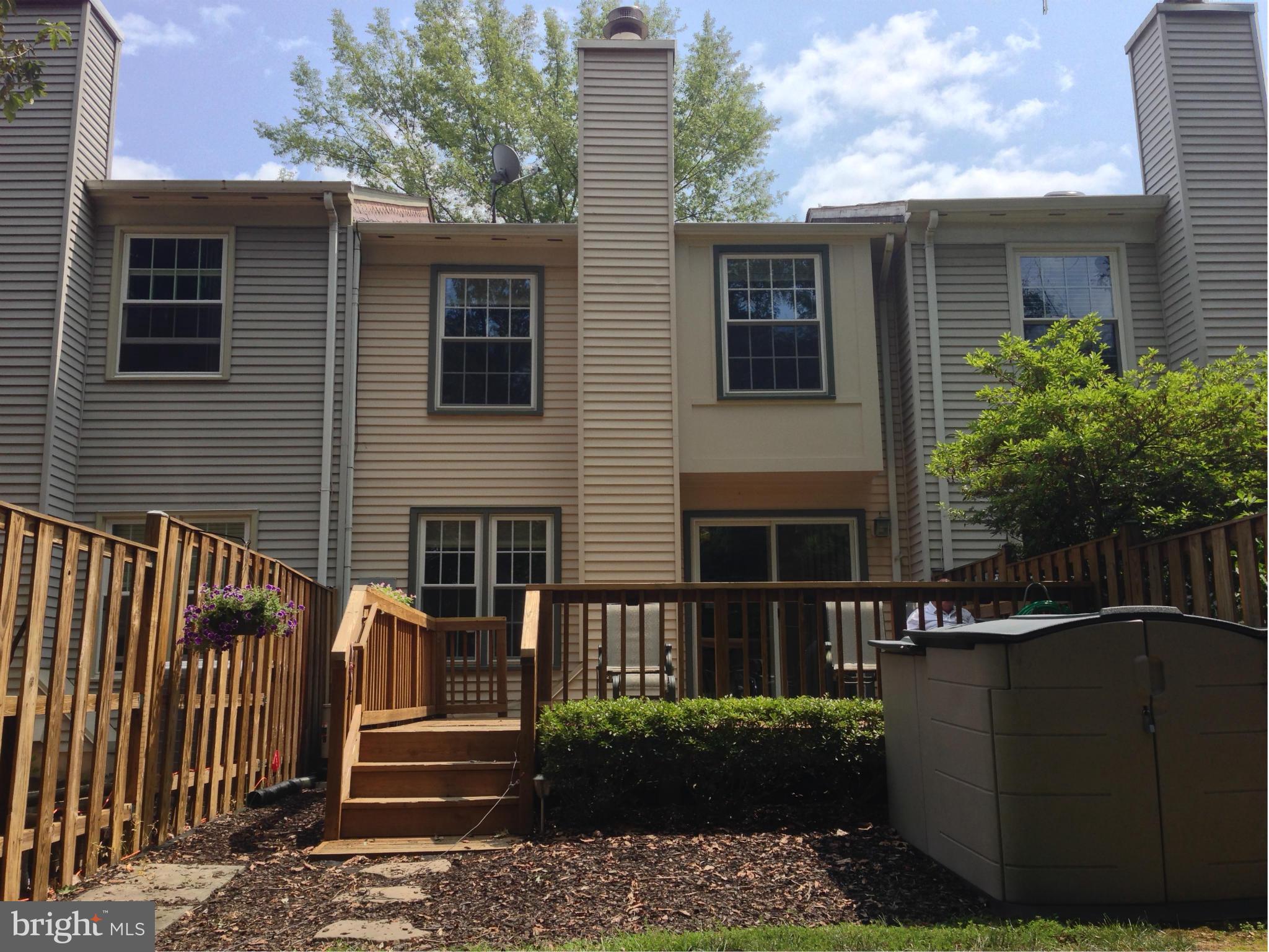 5672 Ridge View Drive Alexandria, VA 22310 - Photo 22 of 28 Exterior (General)