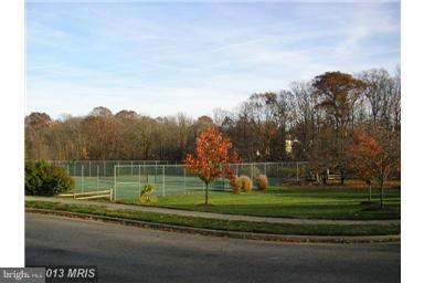 5672 Ridge View Drive Alexandria, VA 22310 - Photo 25 of 28 Community