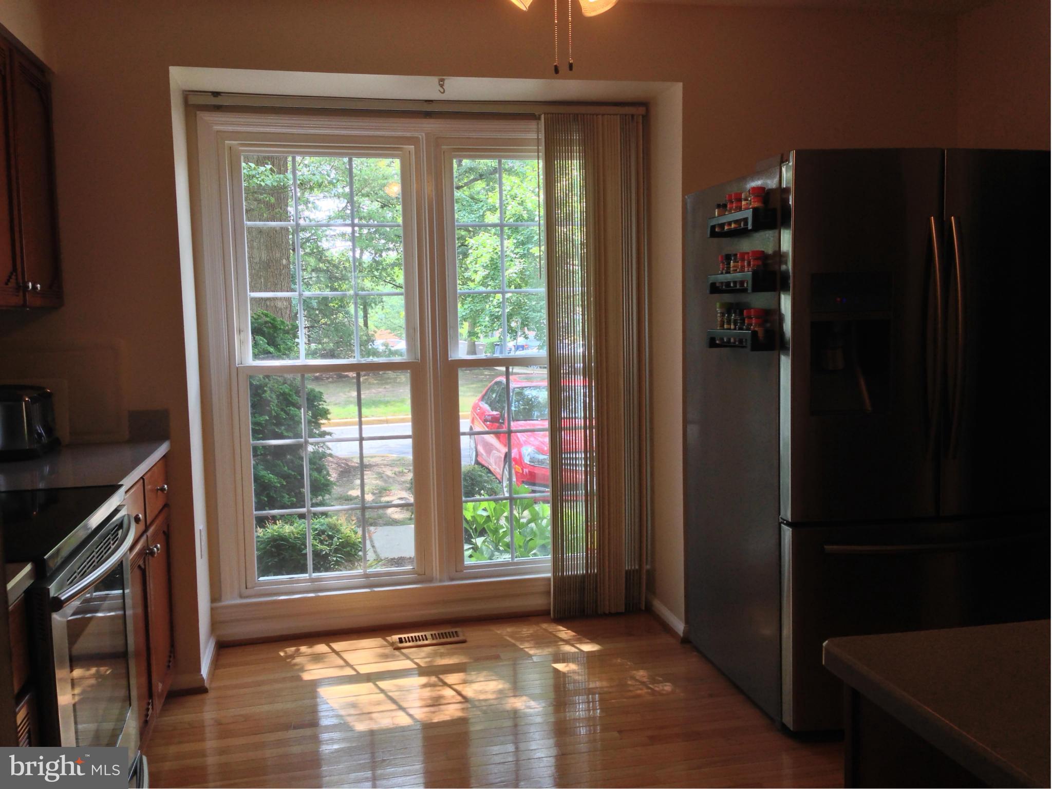 5672 Ridge View Drive Alexandria, VA 22310 - Photo 6 of 28 Interior (General)