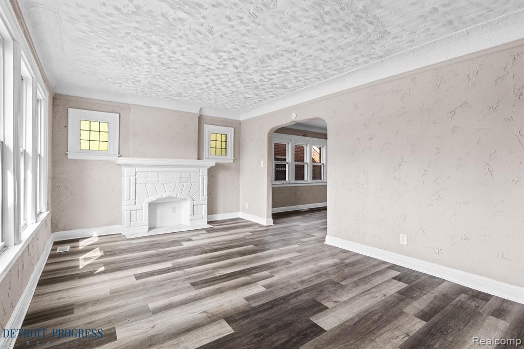 15420 Appoline Street Detroit, MI 48227 - Photo 3 of 45
