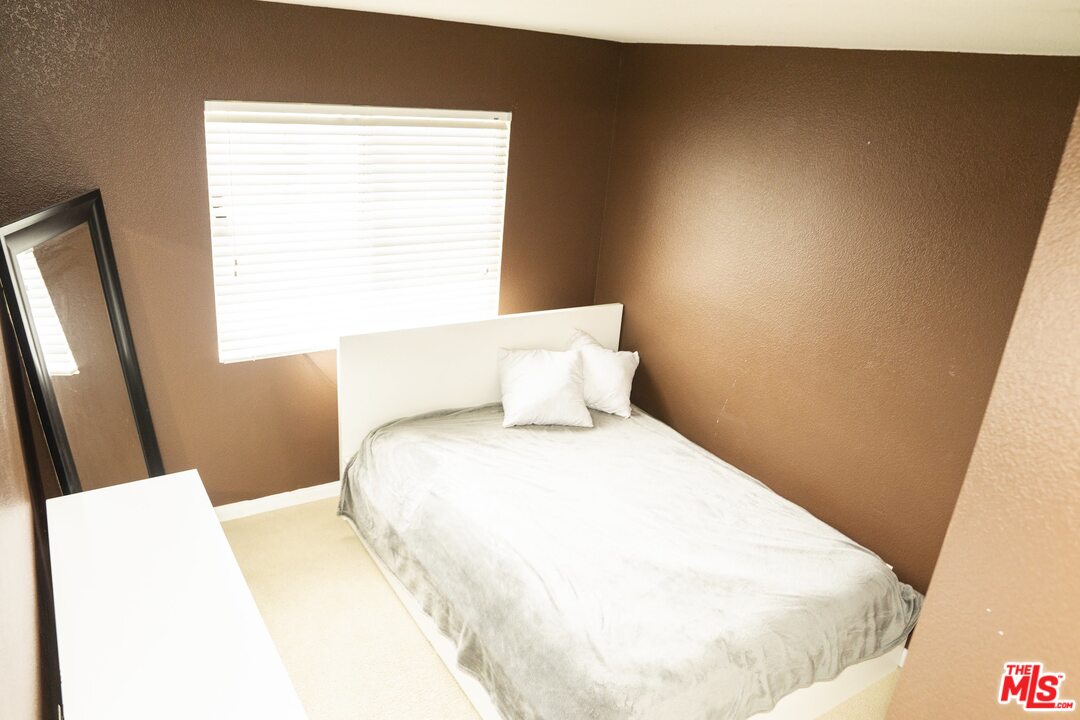 19471 Brisbane Drive Riverside, CA 92508 - Photo 11 of 16 Gallery Image 11