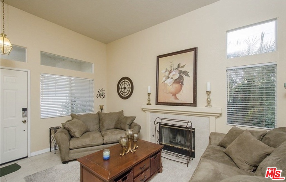 19471 Brisbane Drive Riverside, CA 92508 - Photo 5 of 16 Gallery Image 5