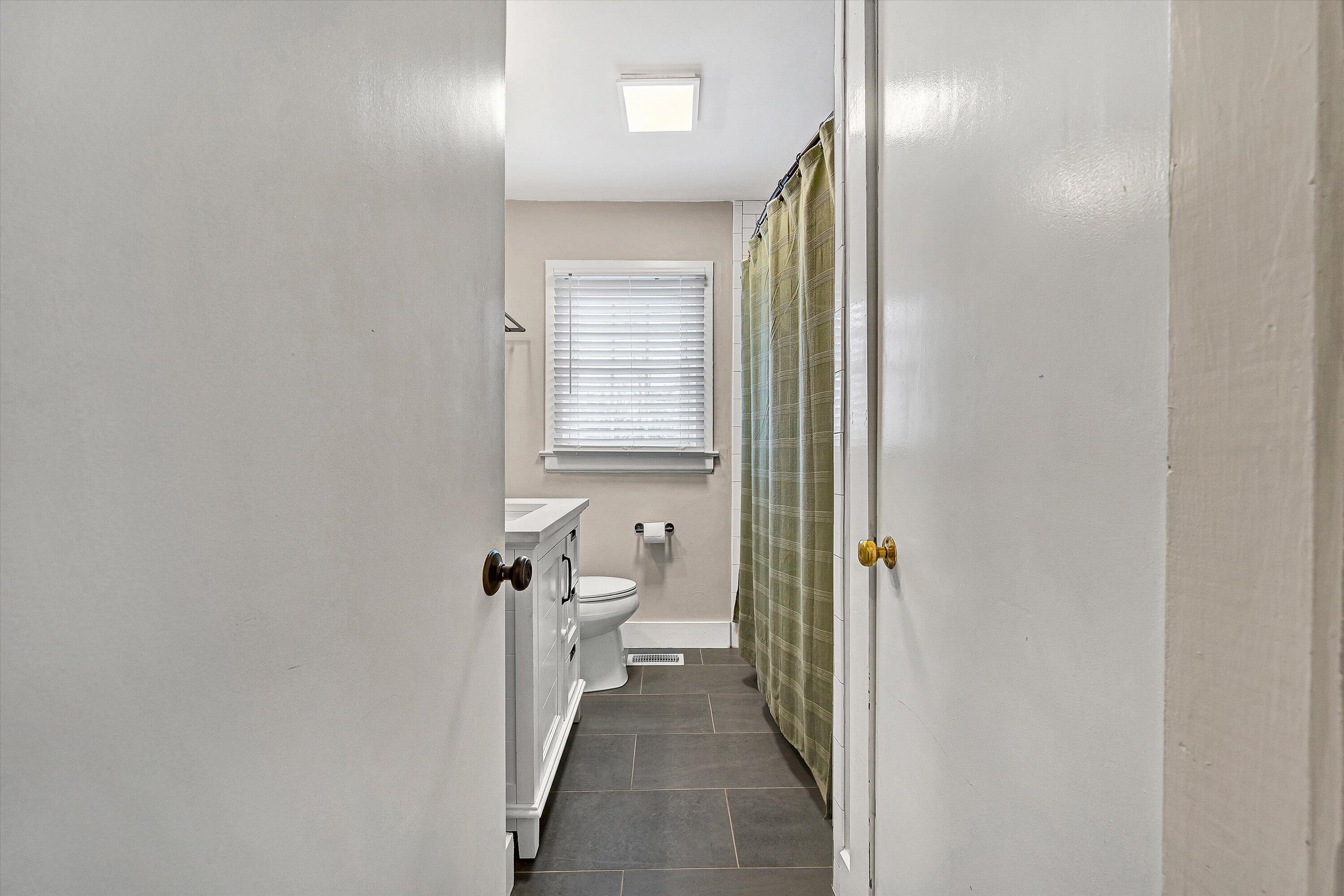 1072 Garner Road Vinton, VA 24179 - Photo 13 of 32 13-VM-02134