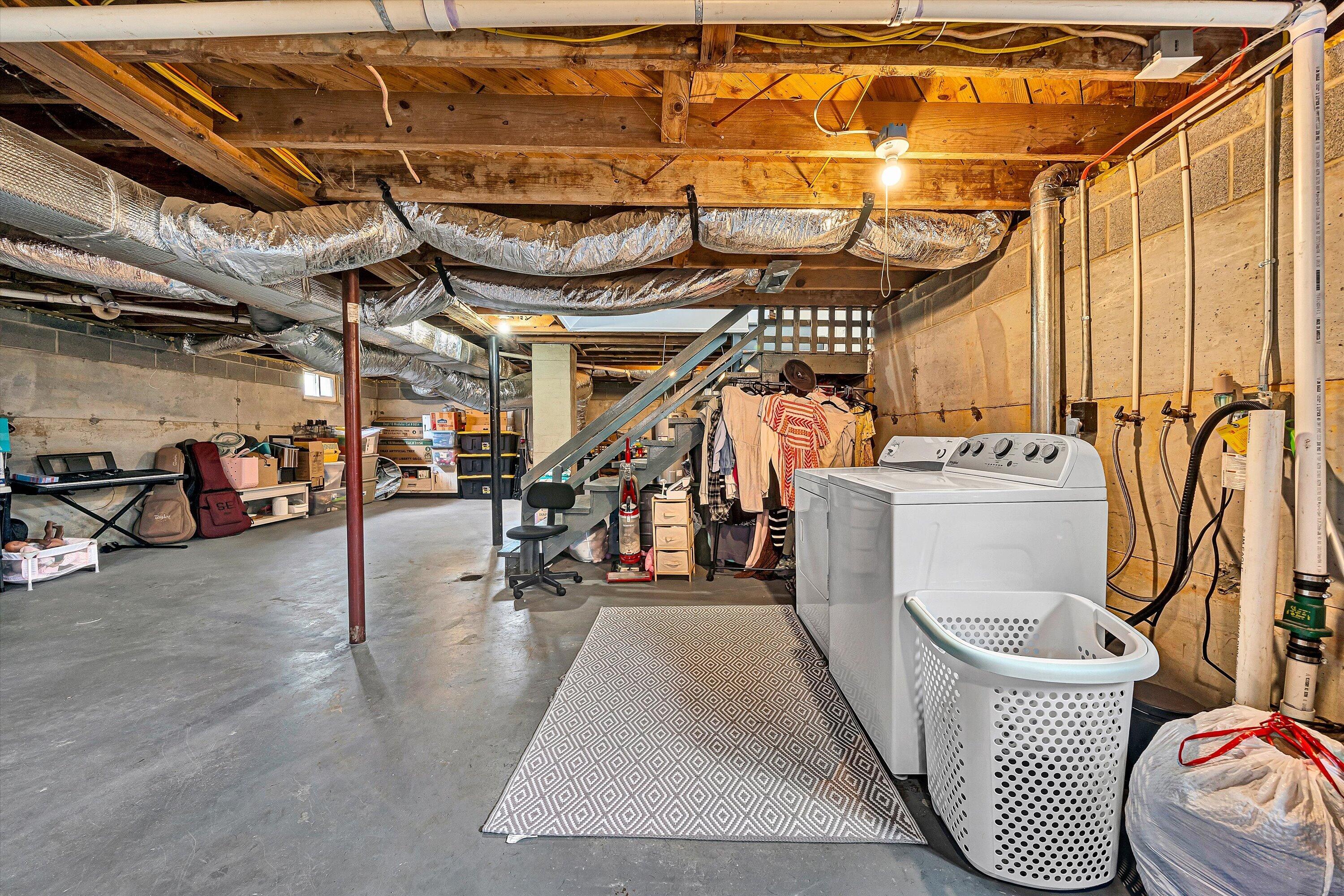 1072 Garner Road Vinton, VA 24179 - Photo 19 of 32 19-VM-02152