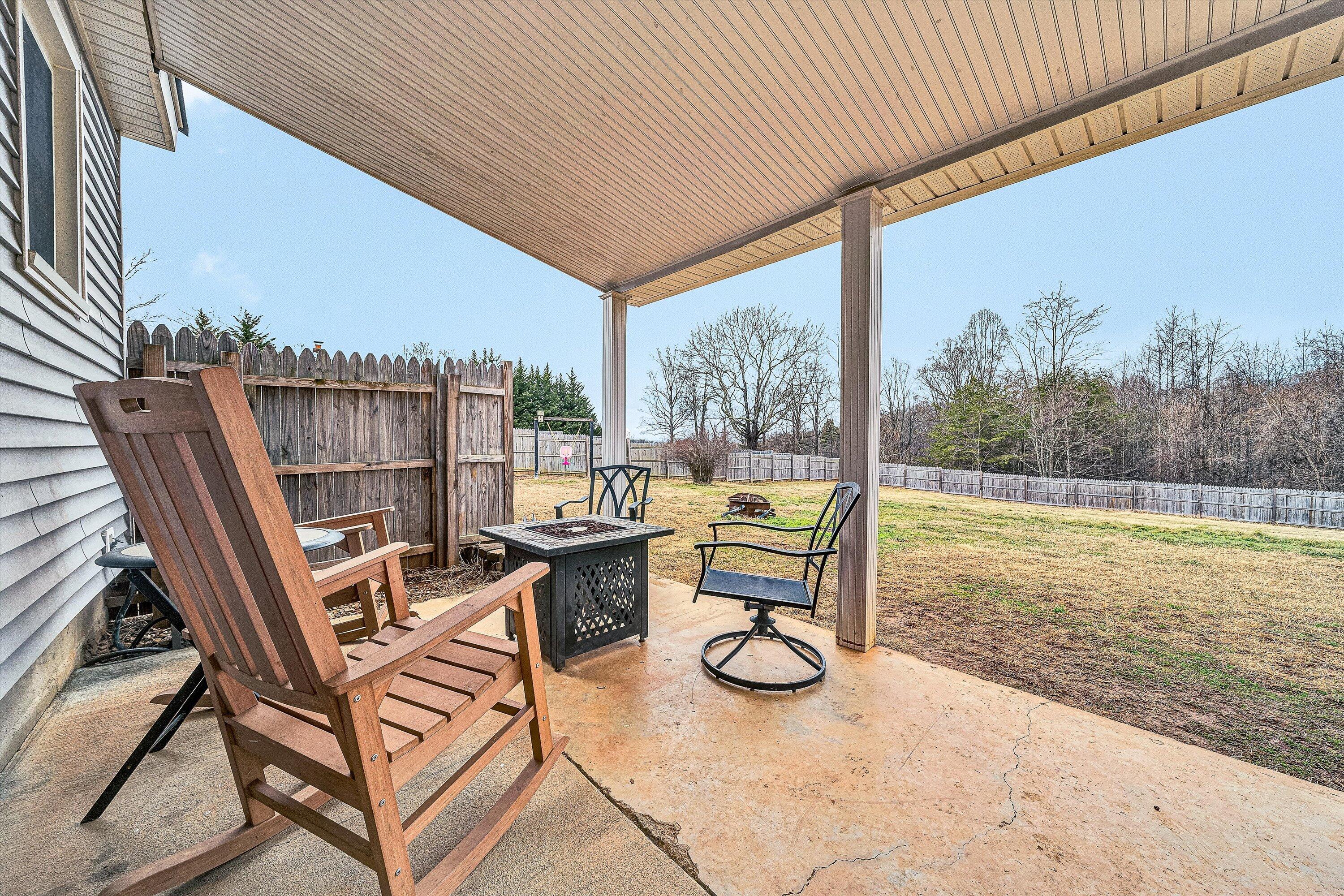 1072 Garner Road Vinton, VA 24179 - Photo 24 of 32 24-VM-02167