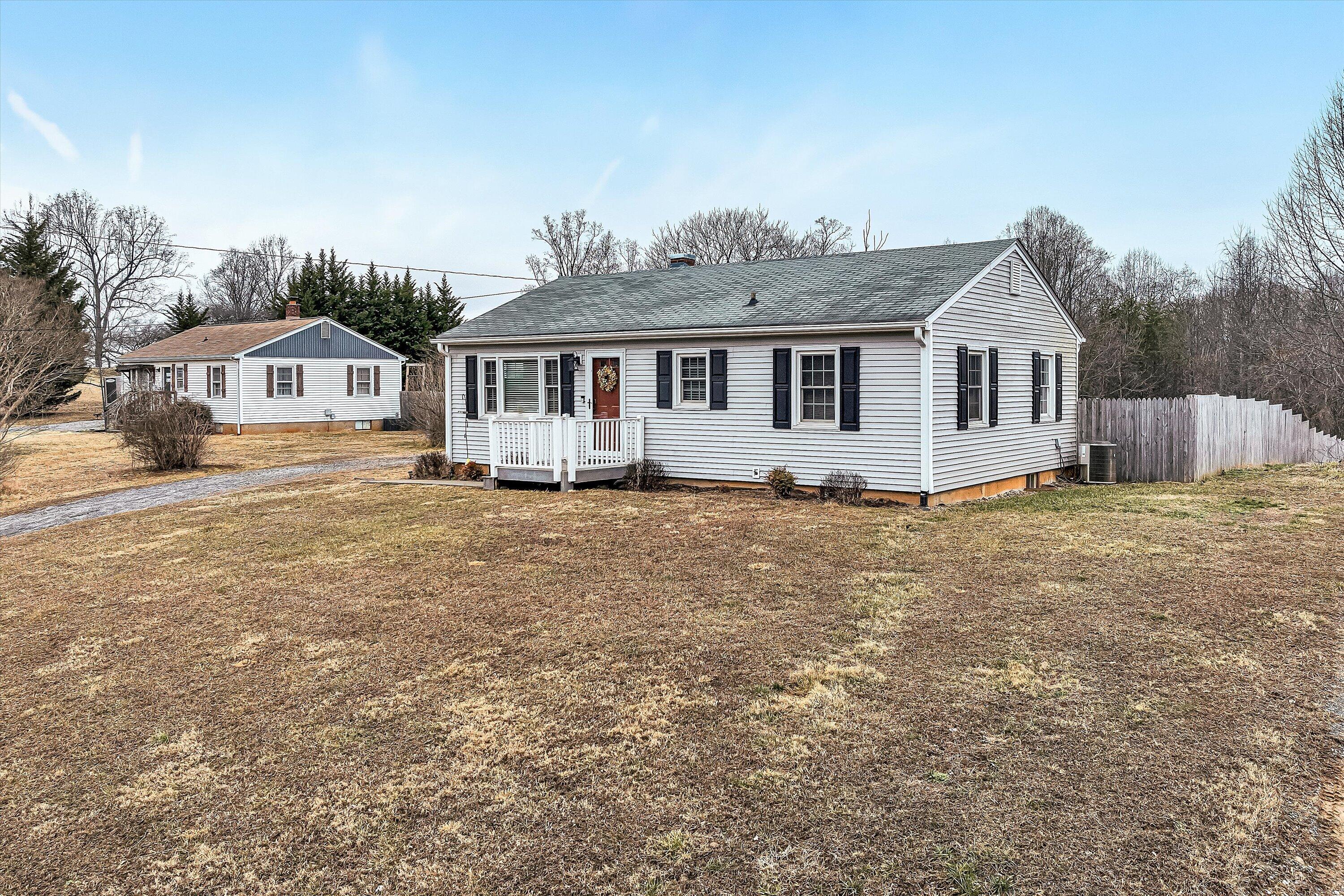 1072 Garner Road Vinton, VA 24179 - Photo 31 of 32 31-VM-0295