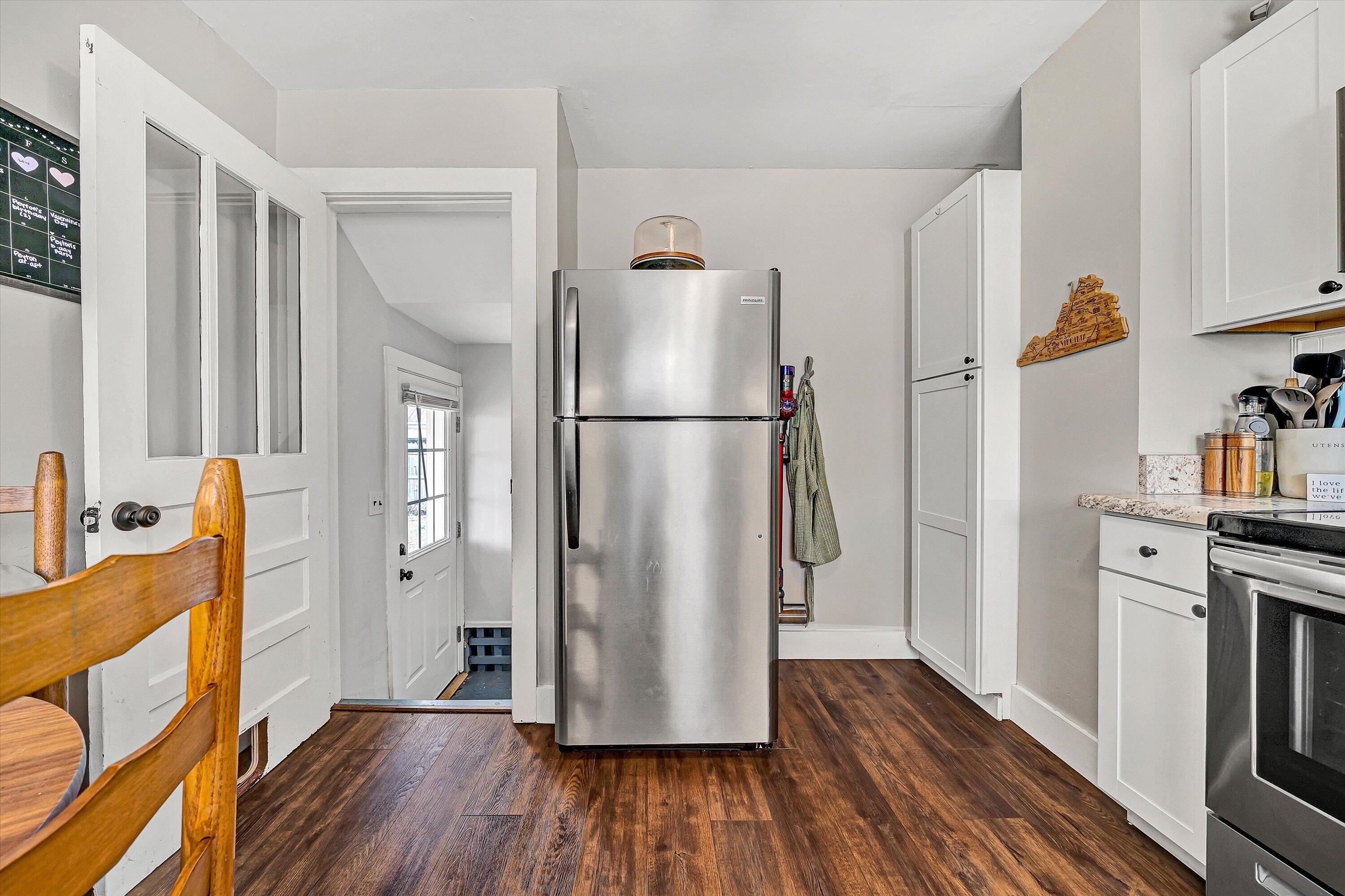 1072 Garner Road Vinton, VA 24179 - Photo 10 of 32 10-VM-02185