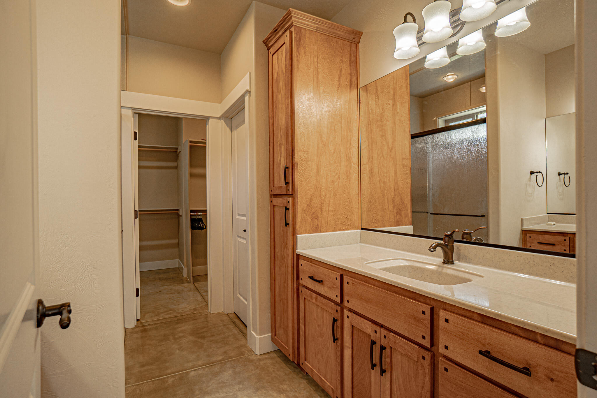 1101 Lithia Way Talent, OR 97540 - Photo 20 of 68 DSC02409-HDR